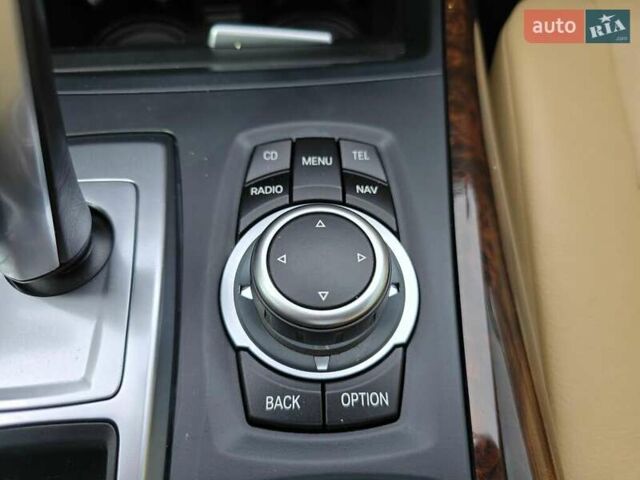 Чорний БМВ Х5, об'ємом двигуна 3 л та пробігом 106 тис. км за 3000 $, фото 24 на Automoto.ua