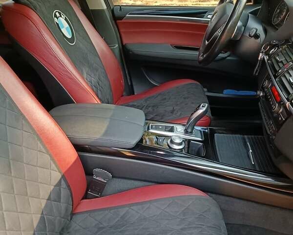 Черный БМВ Х5, объемом двигателя 3 л и пробегом 241 тыс. км за 17000 $, фото 25 на Automoto.ua