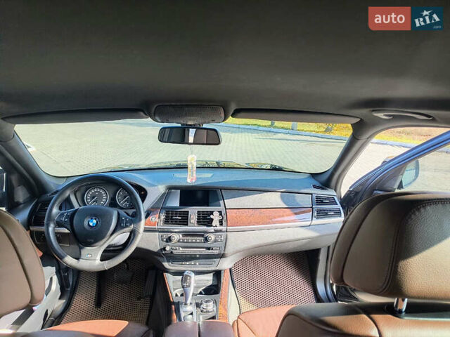 Черный БМВ Х5, объемом двигателя 3 л и пробегом 280 тыс. км за 13799 $, фото 9 на Automoto.ua