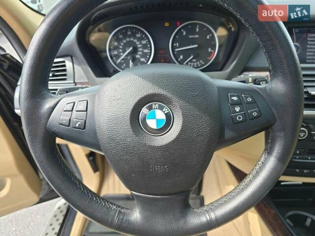 Чорний БМВ Х5, об'ємом двигуна 3 л та пробігом 106 тис. км за 3000 $, фото 21 на Automoto.ua