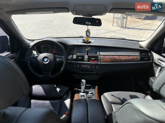 Черный БМВ Х5, объемом двигателя 3 л и пробегом 250 тыс. км за 13999 $, фото 10 на Automoto.ua