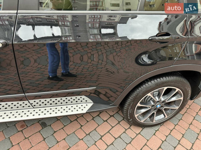 Черный БМВ Х5, объемом двигателя 3 л и пробегом 229 тыс. км за 16850 $, фото 95 на Automoto.ua