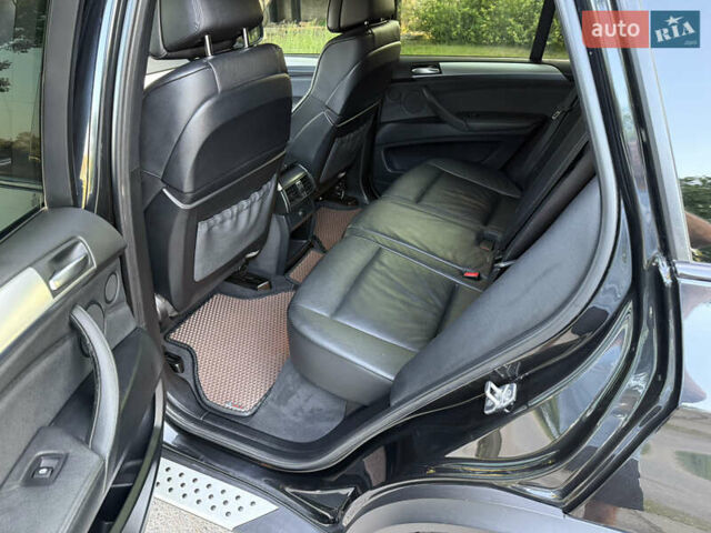 Черный БМВ Х5, объемом двигателя 2.99 л и пробегом 322 тыс. км за 18000 $, фото 13 на Automoto.ua