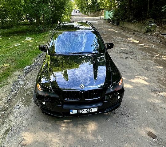 Черный БМВ Х5, объемом двигателя 3 л и пробегом 231 тыс. км за 15500 $, фото 2 на Automoto.ua