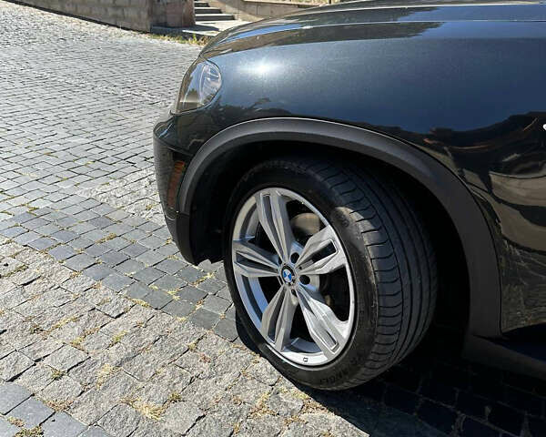 Черный БМВ Х5, объемом двигателя 2.99 л и пробегом 117 тыс. км за 15700 $, фото 12 на Automoto.ua