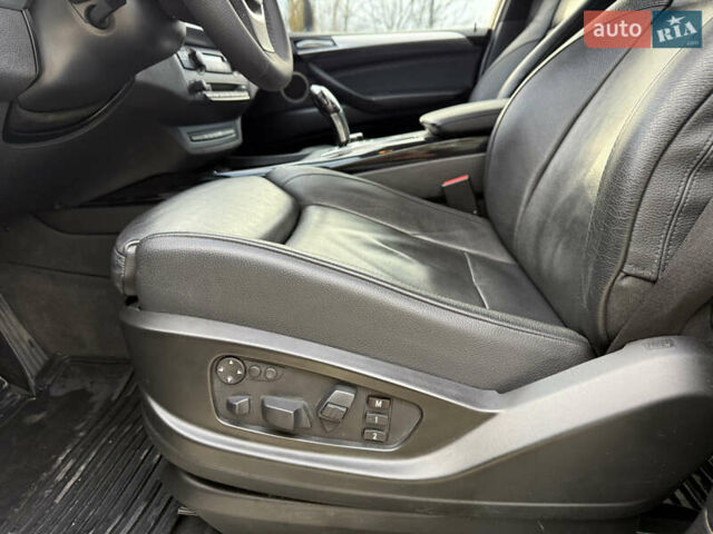 Чорний БМВ Х5, об'ємом двигуна 2.99 л та пробігом 288 тис. км за 18800 $, фото 28 на Automoto.ua