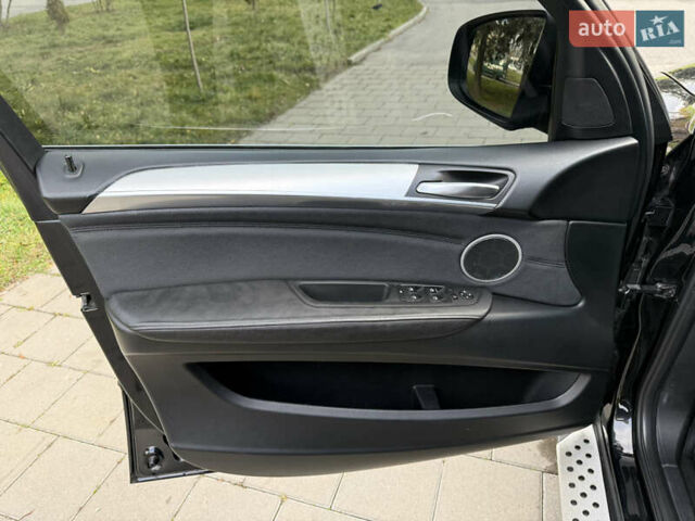 Чорний БМВ Х5, об'ємом двигуна 2.99 л та пробігом 288 тис. км за 18800 $, фото 24 на Automoto.ua