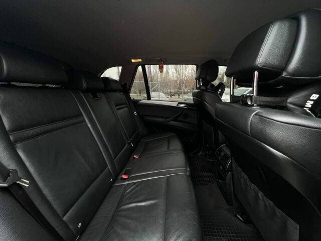 Черный БМВ Х5, объемом двигателя 3 л и пробегом 228 тыс. км за 12700 $, фото 18 на Automoto.ua