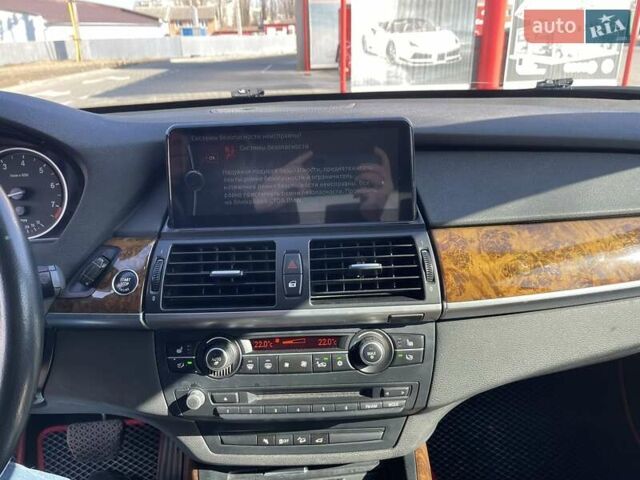 Черный БМВ Х5, объемом двигателя 2.98 л и пробегом 416 тыс. км за 8800 $, фото 13 на Automoto.ua