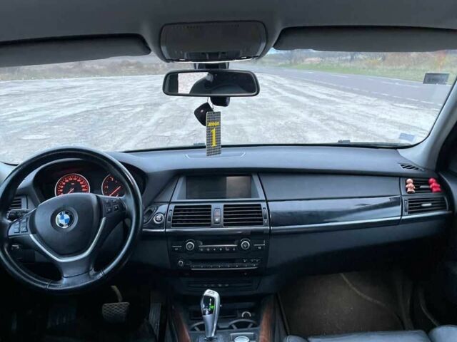 Чорний БМВ Х5, об'ємом двигуна 3 л та пробігом 300 тис. км за 4500 $, фото 5 на Automoto.ua