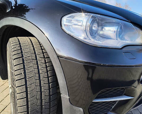 Черный БМВ Х5, объемом двигателя 3 л и пробегом 280 тыс. км за 13799 $, фото 14 на Automoto.ua