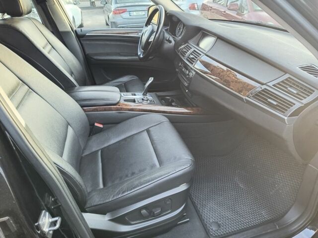 БМВ Х5 2010 в Кривом Роге на Automoto.ua Черный БМВ Х5, объемом двигателя 3 л и пробегом 185 тыс. км за 14500 $, фото 8 на Automoto.ua