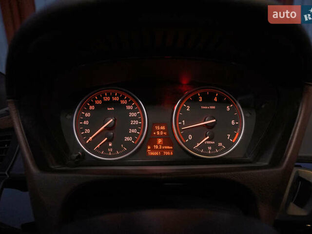 Чорний БМВ Х5, об'ємом двигуна 4.4 л та пробігом 195 тис. км за 16000 $, фото 16 на Automoto.ua