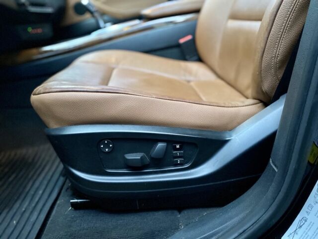 Чорний БМВ Х5, об'ємом двигуна 3 л та пробігом 247 тис. км за 14000 $, фото 21 на Automoto.ua
