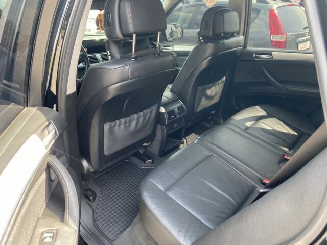 Чорний БМВ Х5, об'ємом двигуна 3 л та пробігом 227 тис. км за 12700 $, фото 5 на Automoto.ua