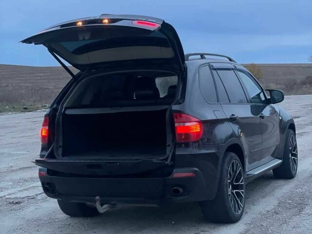 Чорний БМВ Х5, об'ємом двигуна 3 л та пробігом 300 тис. км за 4500 $, фото 3 на Automoto.ua