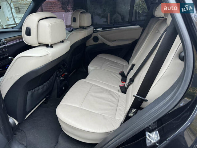 Черный БМВ Х5, объемом двигателя 3 л и пробегом 198 тыс. км за 14500 $, фото 31 на Automoto.ua