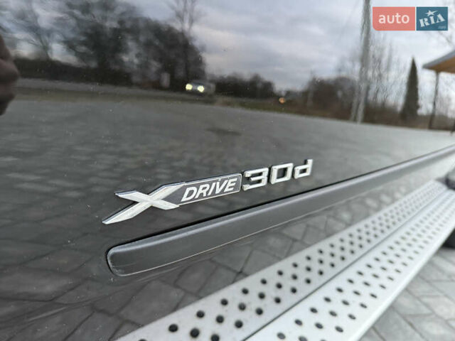 Черный БМВ Х5, объемом двигателя 2.99 л и пробегом 233 тыс. км за 15650 $, фото 43 на Automoto.ua