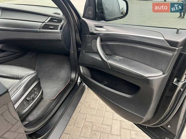 Черный БМВ Х5, объемом двигателя 2.98 л и пробегом 292 тыс. км за 15800 $, фото 13 на Automoto.ua