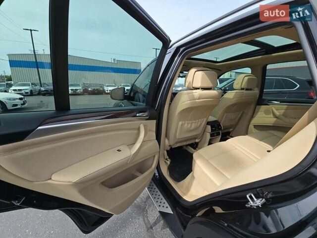 Чорний БМВ Х5, об'ємом двигуна 3 л та пробігом 106 тис. км за 3000 $, фото 10 на Automoto.ua