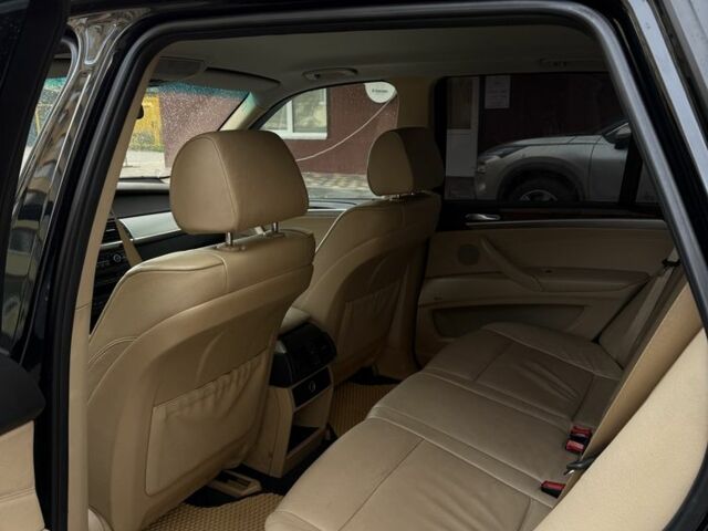 БМВ Х5 2010 в Софіївська Борщагівка на Automoto.ua Черный БМВ Х5, объемом двигателя 3 л и пробегом 253 тыс. км за 13999 $, фото 13 на Automoto.ua