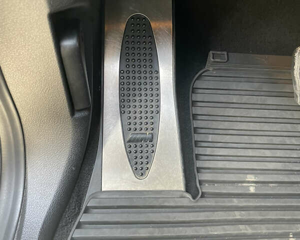 БМВ Х5 2011 в Киеве на Automoto.ua Черный БМВ Х5, объемом двигателя 2.98 л и пробегом 193 тыс. км за 18000 $, фото 46 на Automoto.ua