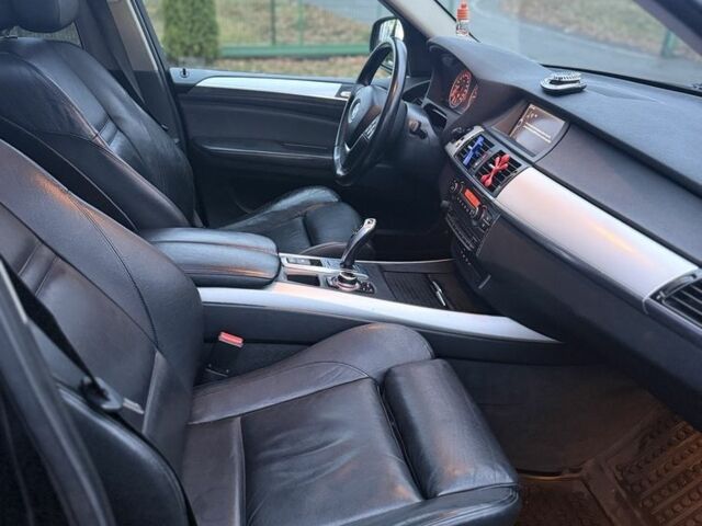 Чорний БМВ Х5, об'ємом двигуна 3 л та пробігом 450 тис. км за 8200 $, фото 12 на Automoto.ua