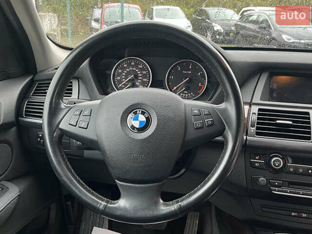 Черный БМВ Х5, объемом двигателя 2.99 л и пробегом 252 тыс. км за 16500 $, фото 10 на Automoto.ua