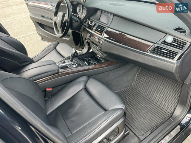 БМВ Х5 2011 в Киеве на Automoto.ua Черный БМВ Х5, объемом двигателя 2.98 л и пробегом 193 тыс. км за 18000 $, фото 32 на Automoto.ua