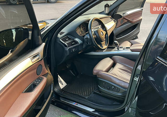 Черный БМВ Х5, объемом двигателя 3 л и пробегом 297 тыс. км за 21500 $, фото 7 на Automoto.ua