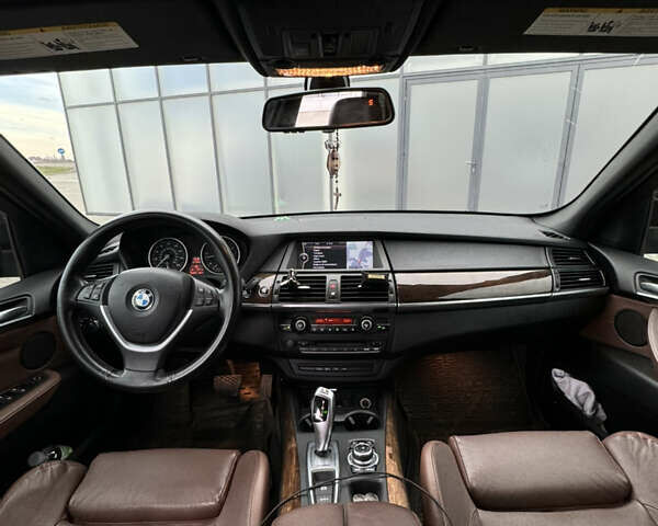 Черный БМВ Х5, объемом двигателя 2.99 л и пробегом 308 тыс. км за 16000 $, фото 16 на Automoto.ua