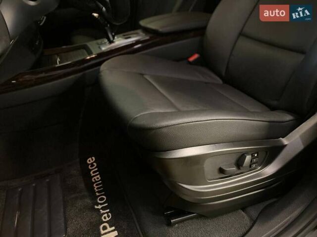 Черный БМВ Х5, объемом двигателя 2.98 л и пробегом 45 тыс. км за 30000 $, фото 5 на Automoto.ua