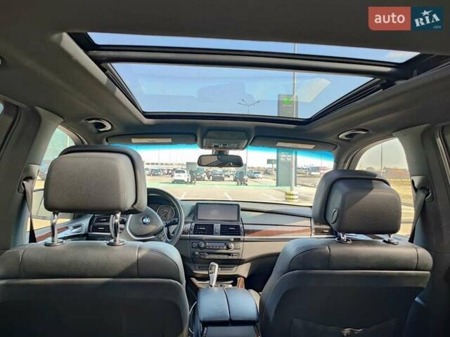 Черный БМВ Х5, объемом двигателя 3 л и пробегом 228 тыс. км за 17400 $, фото 12 на Automoto.ua