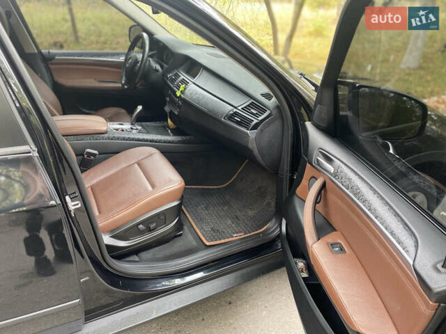 Чорний БМВ Х5, об'ємом двигуна 2.98 л та пробігом 197 тис. км за 14500 $, фото 11 на Automoto.ua