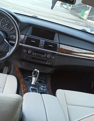 Чорний БМВ Х5, об'ємом двигуна 3 л та пробігом 262 тис. км за 17400 $, фото 27 на Automoto.ua