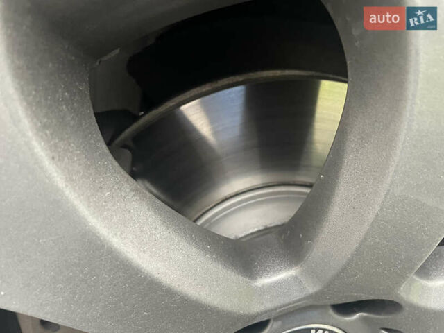 Чорний БМВ Х5, об'ємом двигуна 3 л та пробігом 212 тис. км за 14500 $, фото 33 на Automoto.ua