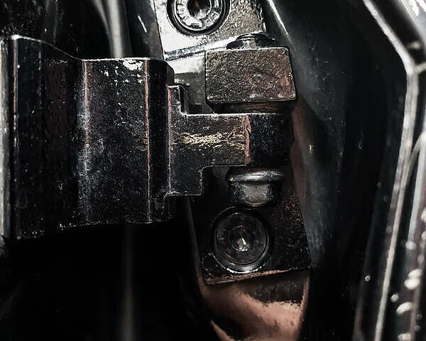 Чорний БМВ Х5, об'ємом двигуна 3 л та пробігом 261 тис. км за 21000 $, фото 50 на Automoto.ua