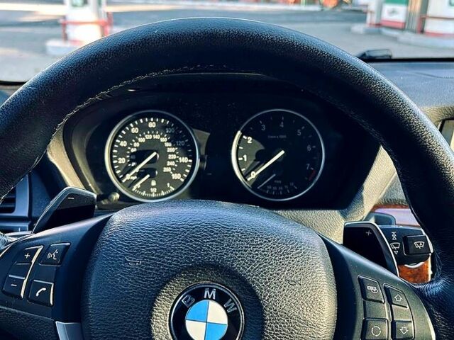Чорний БМВ Х5, об'ємом двигуна 3 л та пробігом 220 тис. км за 16000 $, фото 7 на Automoto.ua