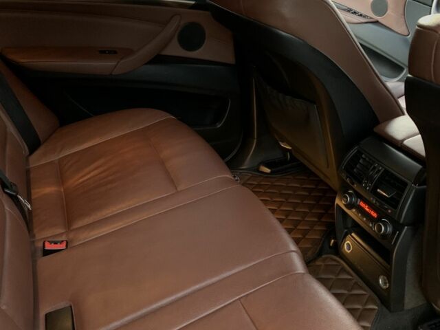 Чорний БМВ Х5, об'ємом двигуна 3 л та пробігом 290 тис. км за 13500 $, фото 7 на Automoto.ua