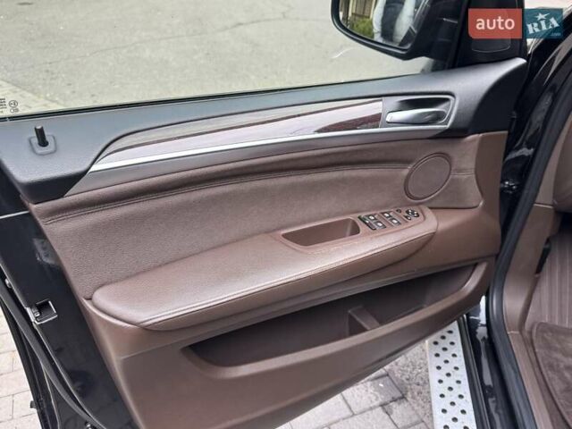 БМВ Х5 2011 в Черновцах на Automoto.ua Черный БМВ Х5, объемом двигателя 3 л и пробегом 235 тыс. км за 16800 $, фото 19 на Automoto.ua