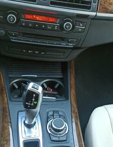 Чорний БМВ Х5, об'ємом двигуна 3 л та пробігом 262 тис. км за 17400 $, фото 24 на Automoto.ua