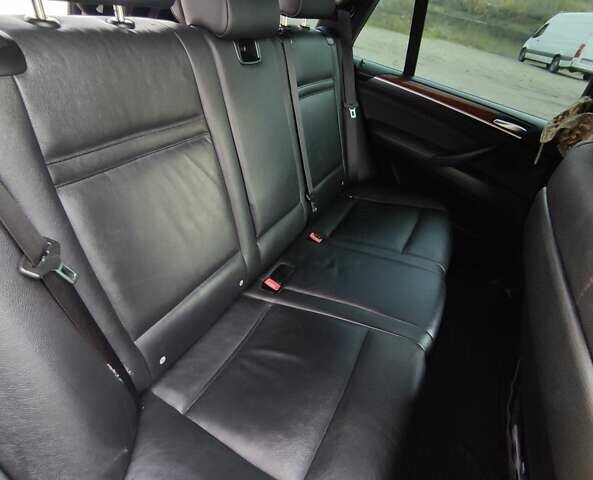 Черный БМВ Х5, объемом двигателя 3 л и пробегом 316 тыс. км за 24000 $, фото 3 на Automoto.ua