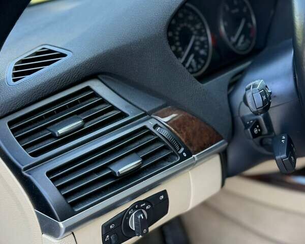 Черный БМВ Х5, объемом двигателя 3 л и пробегом 292 тыс. км за 17700 $, фото 36 на Automoto.ua