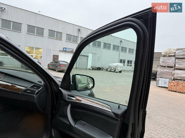 Черный БМВ Х5, объемом двигателя 2.99 л и пробегом 259 тыс. км за 16800 $, фото 70 на Automoto.ua