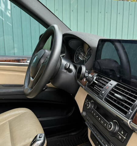 Черный БМВ Х5, объемом двигателя 3 л и пробегом 200 тыс. км за 18000 $, фото 12 на Automoto.ua