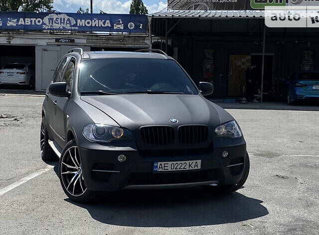 Черный БМВ Х5, объемом двигателя 3 л и пробегом 198 тыс. км за 18500 $, фото 1 на Automoto.ua