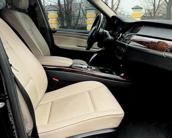 Черный БМВ Х5, объемом двигателя 3 л и пробегом 217 тыс. км за 18200 $, фото 5 на Automoto.ua
