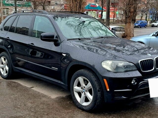 Черный БМВ Х5, объемом двигателя 3 л и пробегом 300 тыс. км за 8300 $, фото 2 на Automoto.ua