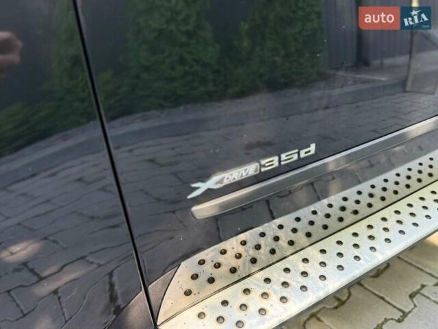 Черный БМВ Х5, объемом двигателя 3 л и пробегом 292 тыс. км за 17700 $, фото 15 на Automoto.ua