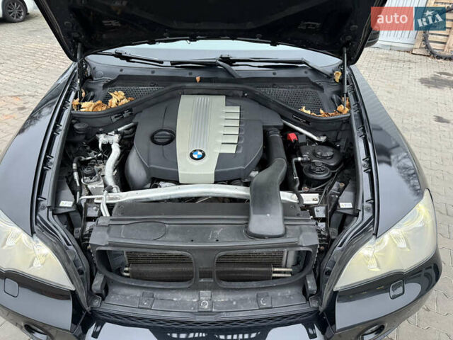 Черный БМВ Х5, объемом двигателя 2.99 л и пробегом 259 тыс. км за 16800 $, фото 76 на Automoto.ua